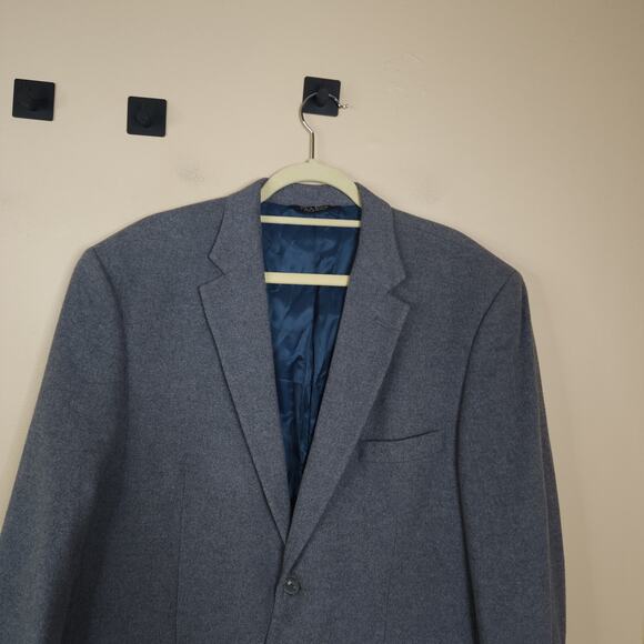 Jos. A. Banks Gray Wool/Silk Brand Two Button Blazer Size 44L - Picture 4 of 12